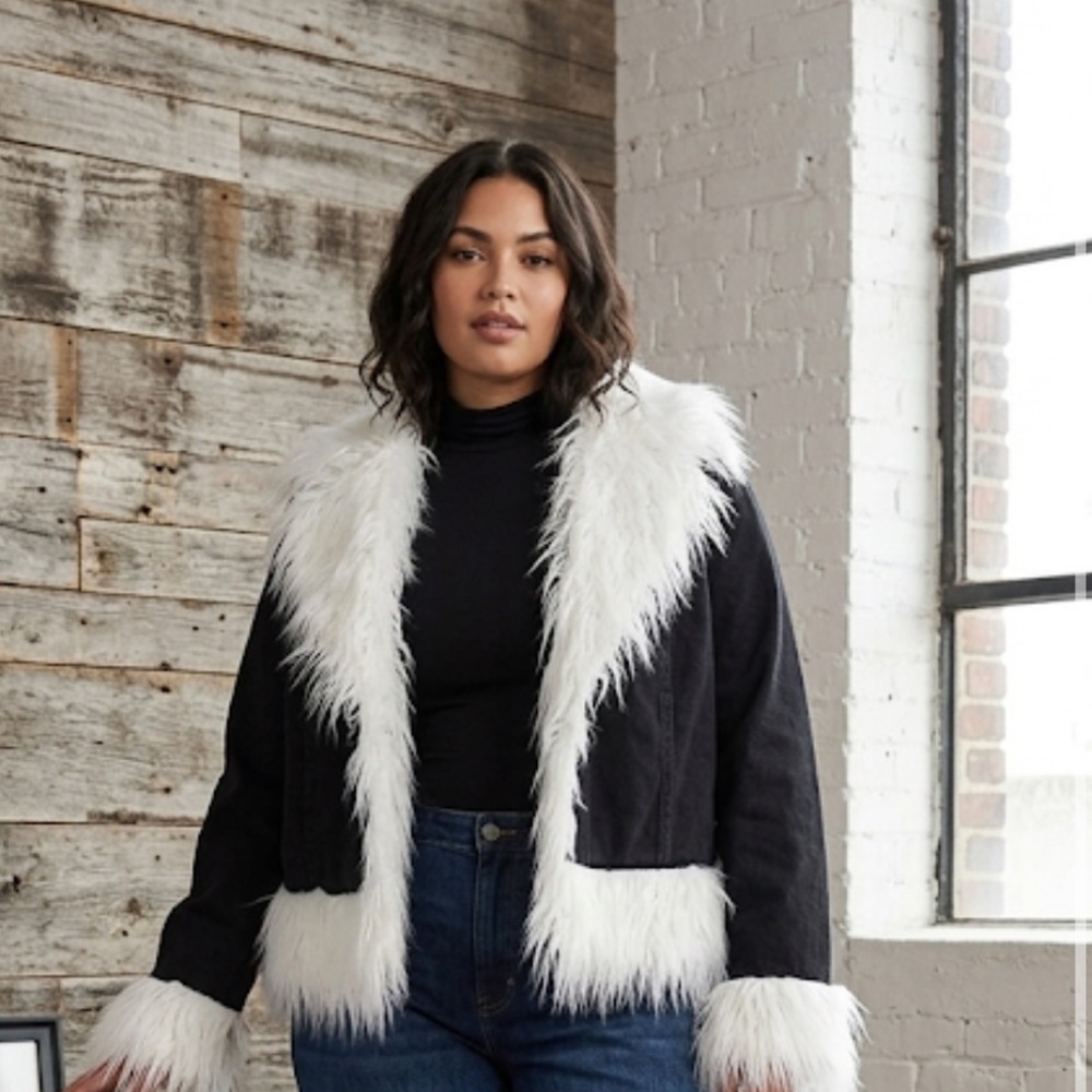 Retro Penny Lane Coat Black w/ Grey Faux Fur Trim Boho Chic  Jacket Small NWT